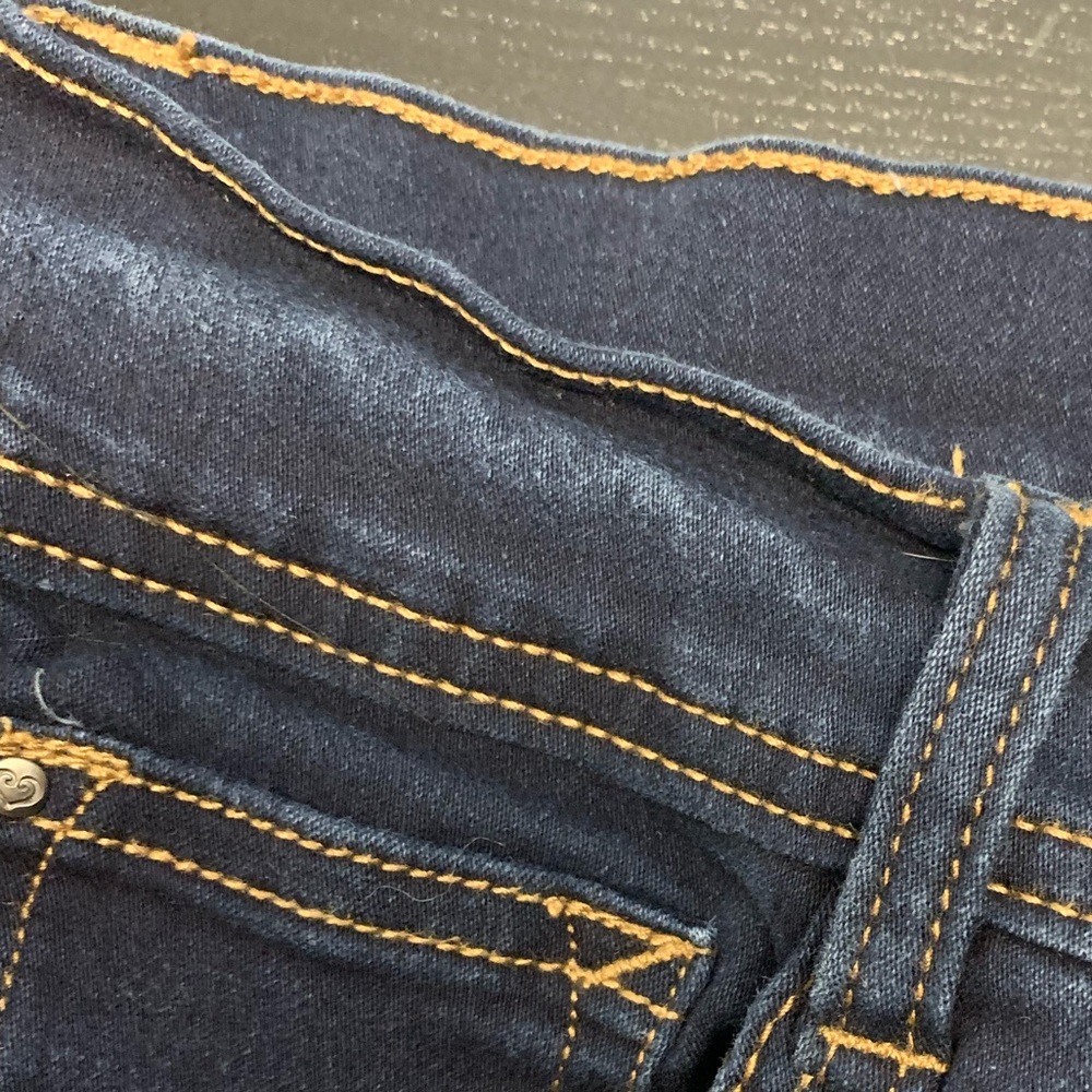 Women's Size 14 Stretchy Blue Jeans - Picture 4 of 5